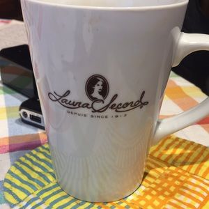 Meet your Posher, Betty